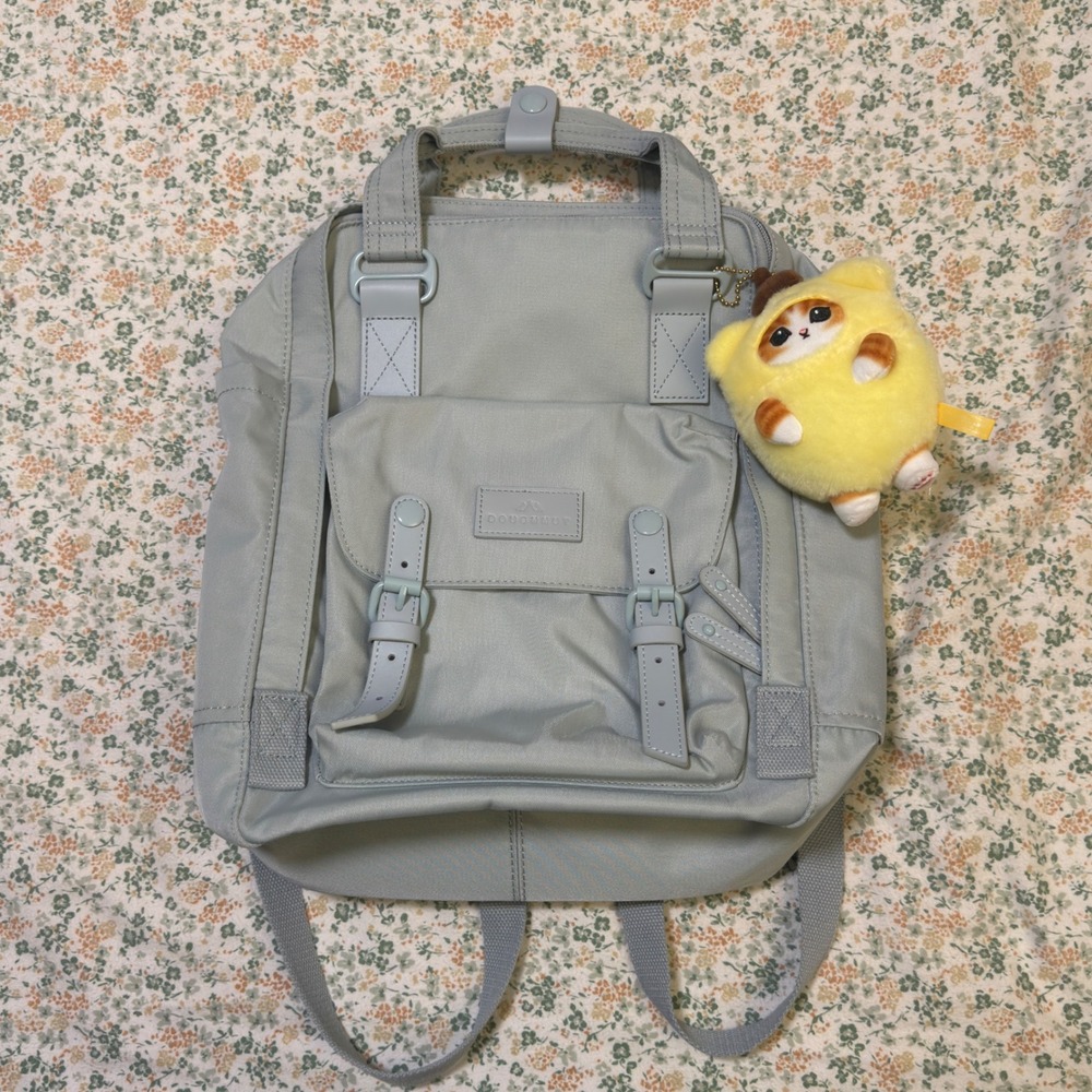 Doughnut Macaroon Backpack – Pastel Blue